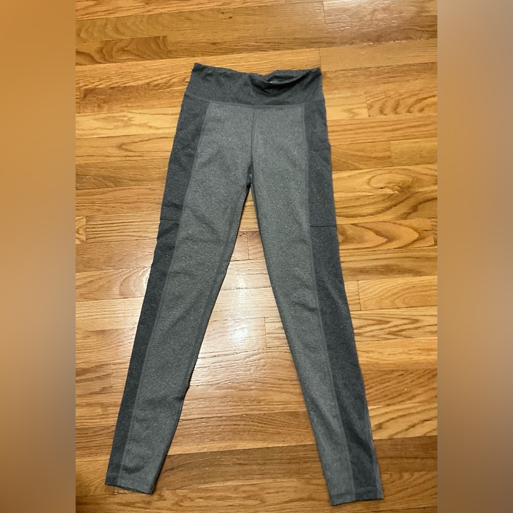 AEROPOSTALE Grey Leggings